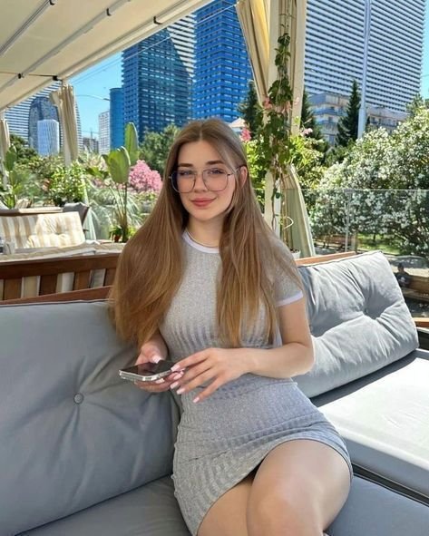 NO.1 MALE ESCORT JOB 100% GENIUNE PLAY BOY JOB AVAILABLE IN AHMADNAGAR