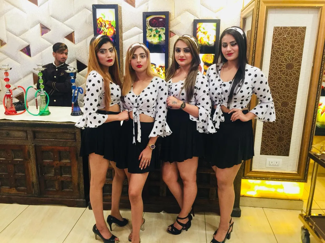 Play Boy Job Salary in Ahiri ( Call Boy Job in Ahiri ) Gigolo Job Service Male Escorts
